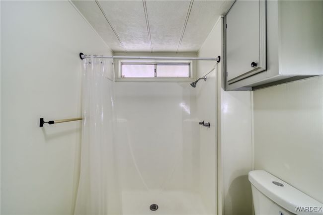 Bathroom | Image 30