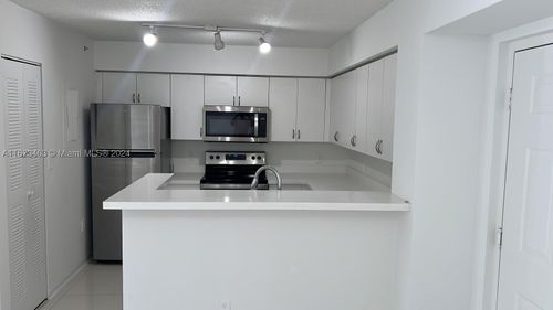 201-2-4350 Nw 107th Ave, Doral, FL, 33178-1877 | Card Image