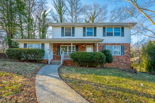 1311 Brockton Dr, Signal Mountain, TN, 37377 | Card Image