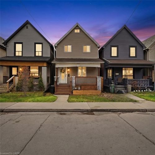 82 Clinton St, Hamilton, ON, L8L3K2 | Card Image