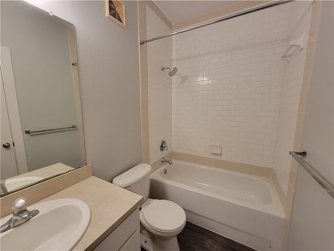 APT-1401 - 1201 Grove Blvd, Condo with 3 bedrooms, 3 bathrooms and 2 parking in Austin TX | Image 18