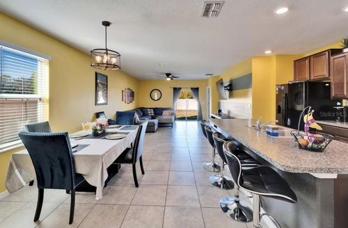 17052 Yellow Pine St, WIMAUMA, FL, 33598-2516 | Card Image