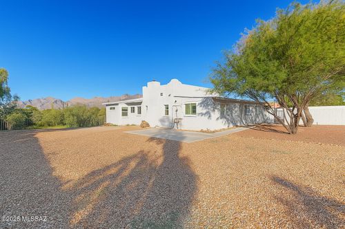 1717 E Allen Rd, Tucson, AZ, 85719-1426 | Card Image