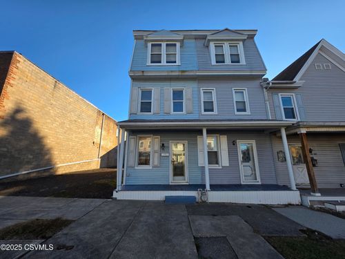 111-109111 N Maple St, Mount Carmel, PA, 17851-1337 | Card Image