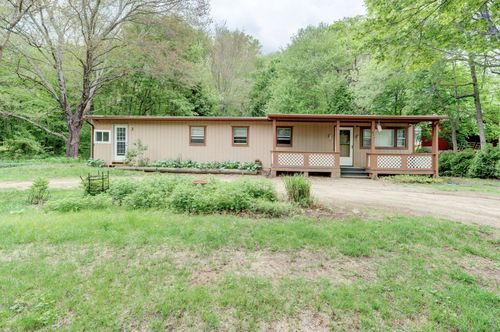 897 Windham Rd, South Windham, CT, 06266-1132 | Card Image