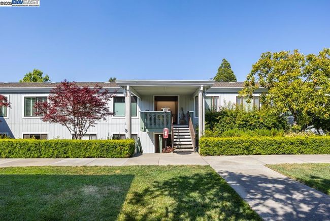 APT-8 - 1233 Singingwood Ct, Condo with 2 bedrooms, 2 bathrooms and 1 parking in Walnut Creek CA | Image 19