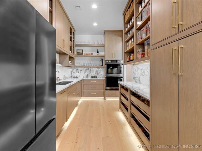 605 E Florence St, House other with 5 bedrooms, 5 bathrooms and null parking in Broken Arrow OK | Image 36