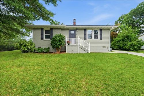 851 Mclinden Ave Se, Smyrna, GA, 30080-4139 | Card Image