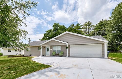 23 Saint Margaret Ln, O Fallon, MO, 63366-2227 | Card Image