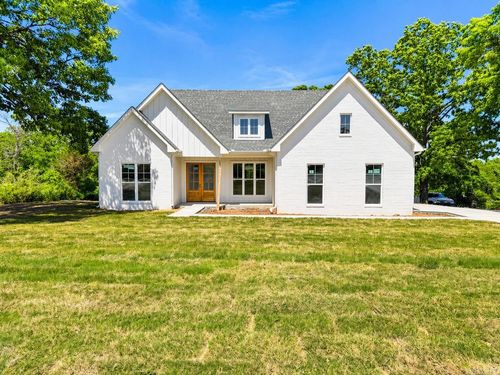 221 E Justice Rd, Cabot, AR, 72023-9241 | Card Image