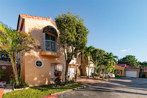 165-165 Nw 85th Ct, Miami, FL, 33126-3816 | Card Image