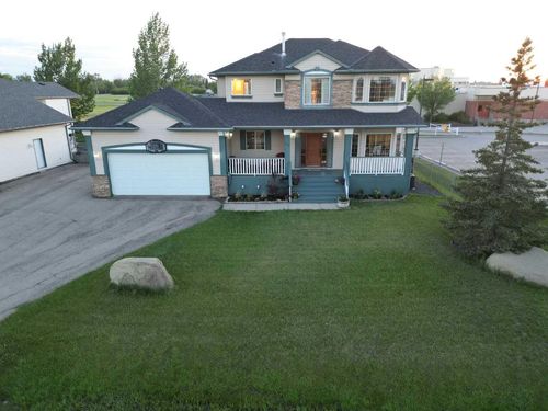 46 4 St Ne, Langdon, AB, T0J1X1 | Card Image