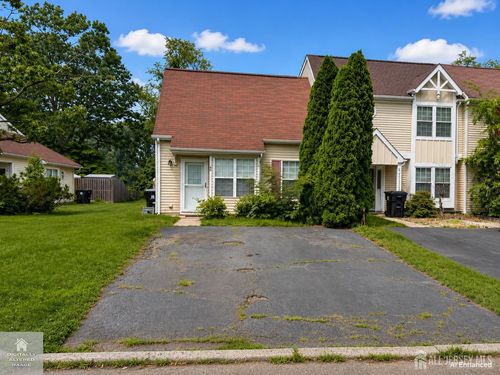 30 Van Pelt Ct, East Brunswick, NJ, 08816-3677 | Card Image