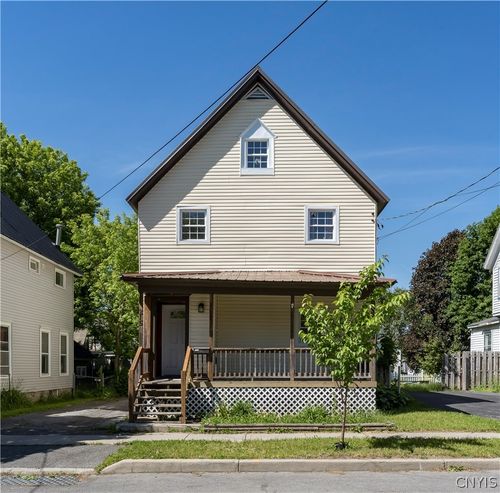 215 Saint Mary St, Watertown, NY, 13601-2136 | Card Image
