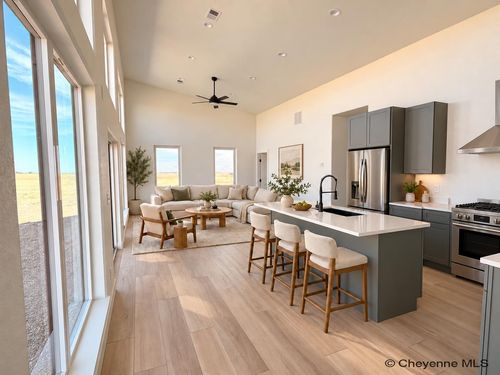 583 Canyon Dr, Cheyenne, WY, 82009 | Card Image