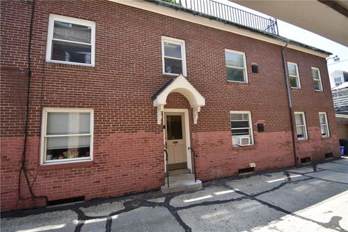 4 Bennett Court, EASTON, PA, 18042 | Card Image