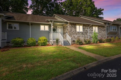 502 Wellington Hills Cir, Salisbury, NC, 28147-7960 | Card Image