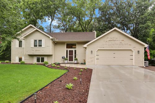 2583 Lost Lake Rd, Mound, MN, 55364-1679 | Card Image