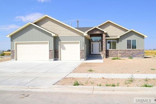 5830 Macrae Dr, Idaho Falls, ID, 83402-6012 | Card Image