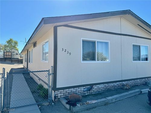 3-3239 Golden Mountain Ln, Tonopah, NV, 89049-7700 | Card Image