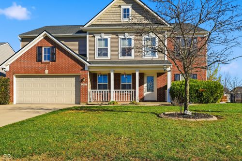 2097 S Woodgrove Way, New Palestine, IN, 46163-9261 | Card Image