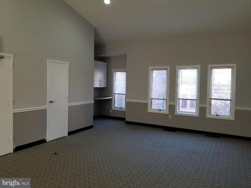 9312 Old Keene Mill Rd, BURKE, VA, 22015-4283 | Card Image