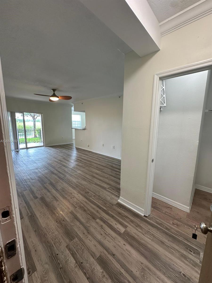 Residential Lease in Pembroke Pines