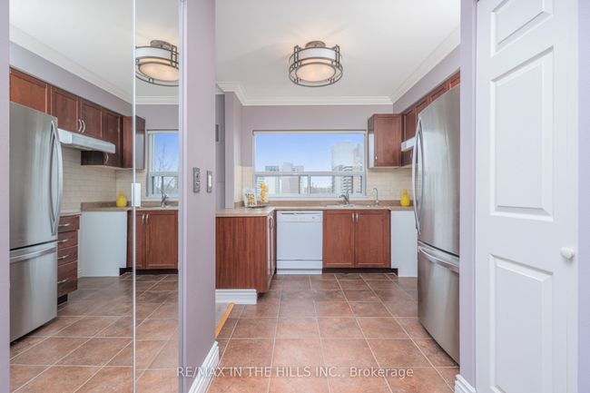 404 - 50 Port St E, Condo with 2 bedrooms, 2 bathrooms and null parking in Mississauga ON | Image 16