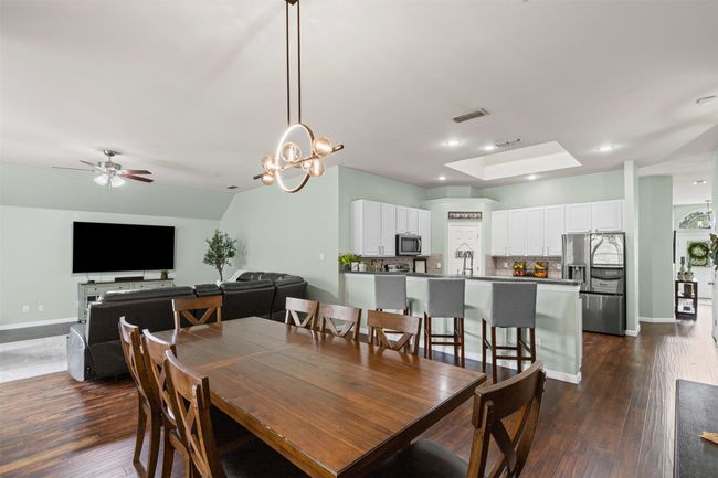 3008 Running Brook Dr, House other with 4 bedrooms, 2 bathrooms and null parking in Joshua TX | Image 20