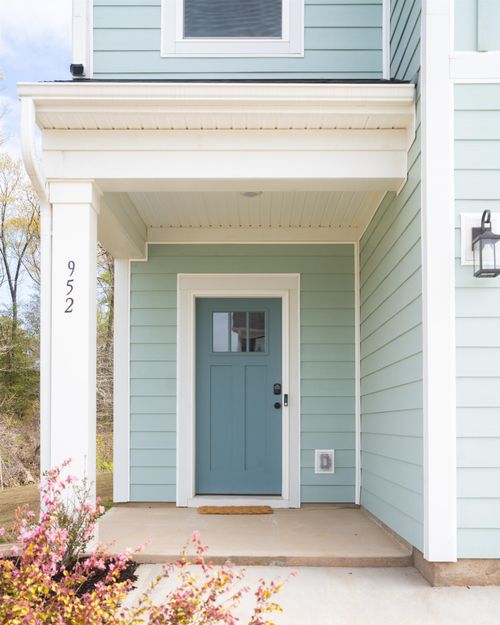 952 Diane Ln, Moore, SC, 29369-7501 | Card Image