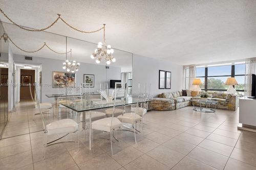 apt-423-1000 Parkview Dr, Hallandale Beach, FL, 33009-2985 | Card Image