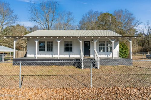 3270 Highway 84 E, Laurel, MS, 39443-6109 | Card Image