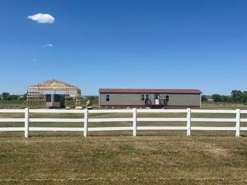 15030 Maddalin Dr, Box Elder, SD, 57719-8115 | Card Image