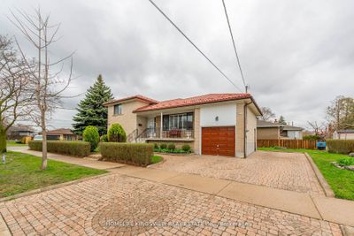 58 Storer Dr, House other with 4 bedrooms, 2 bathrooms and 4 parking in North York ON | Image 1