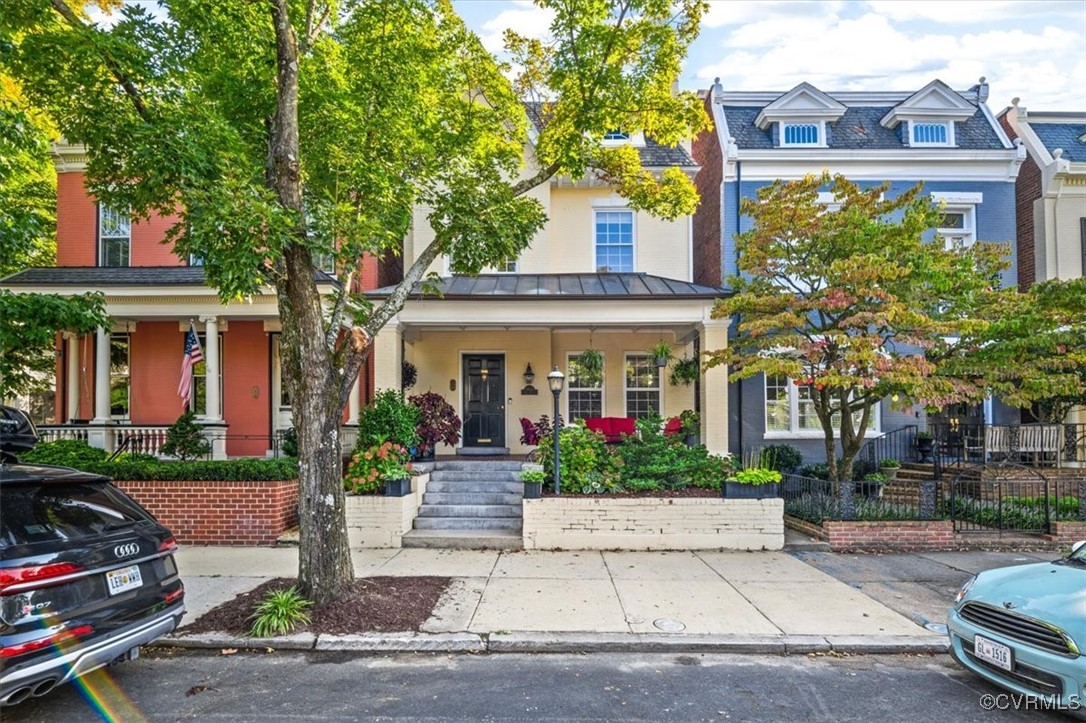 Grove Ave, Richmond, VA 23220