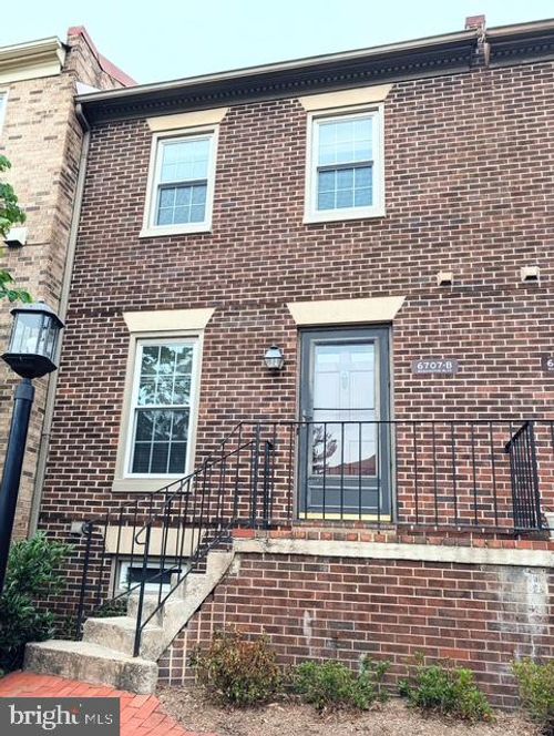 6707 B Washington (Set Inside) Boulevard, ARLINGTON, VA, 22213 | Card Image