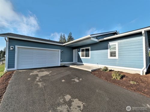 11 E Eberhart Ln, Allyn, WA, 98524-8900 | Card Image