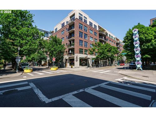 307-821 Nw 11th Ave, Portland, OR, 97209-3228 | Card Image