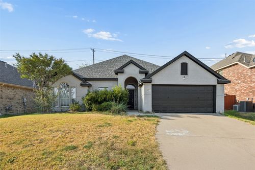 117 Baccus Dr, Mesquite, TX, 75150-8259 | Card Image