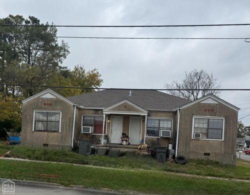 103 W Hunt St, Paragould, AR, 72450-3020 | Card Image