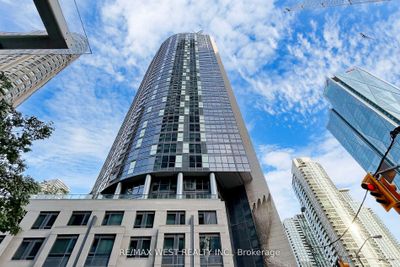 3601 - 1 The Esplanade, Condo with 1 bedrooms, 1 bathrooms and 1 parking in Toronto ON | Image 1