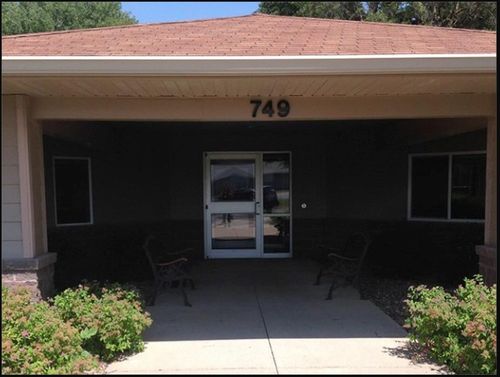 749 Streeter Dr, North Sioux City, SD, 57049-4112 | Card Image