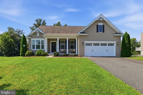 380 Misty Hill Dr, DELTA, PA, 17314-7915 | Card Image