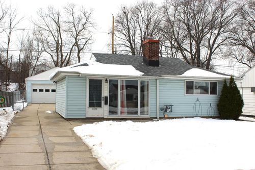2853 S 50th Street, Milwaukee, WI, 53219 | Card Image