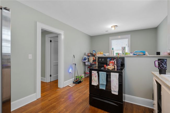 1 bedroom living area | Image 29