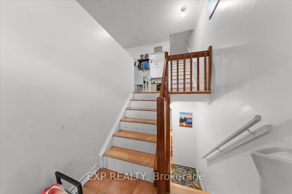 Residential in Manor Park - Cardinal Glen and Area 5