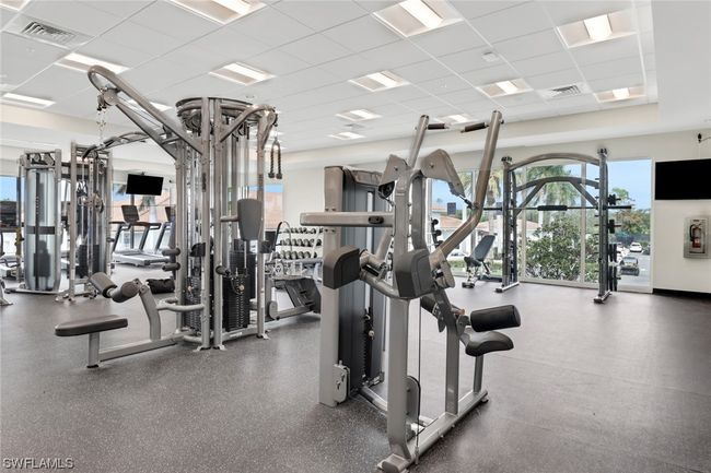 APT-302 - 1051 Foxfire Ln, Condo with 2 bedrooms, 2 bathrooms and null parking in NAPLES FL | Image 37