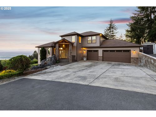 178 Discovery Dr, Kalama, WA, 98625-9406 | Card Image