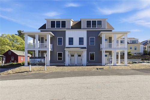 1c-67 Queen St, East Greenwich, RI, 02818-3739 | Card Image