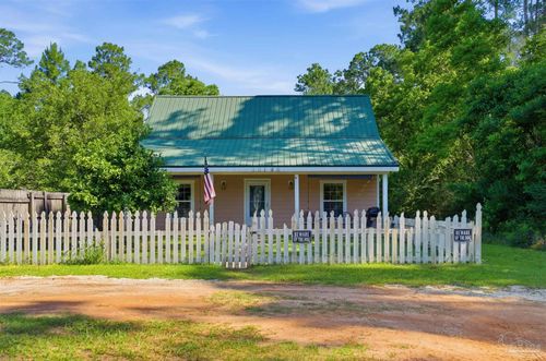 9980 S Loop Rd, Pensacola, FL, 32507-8631 | Card Image